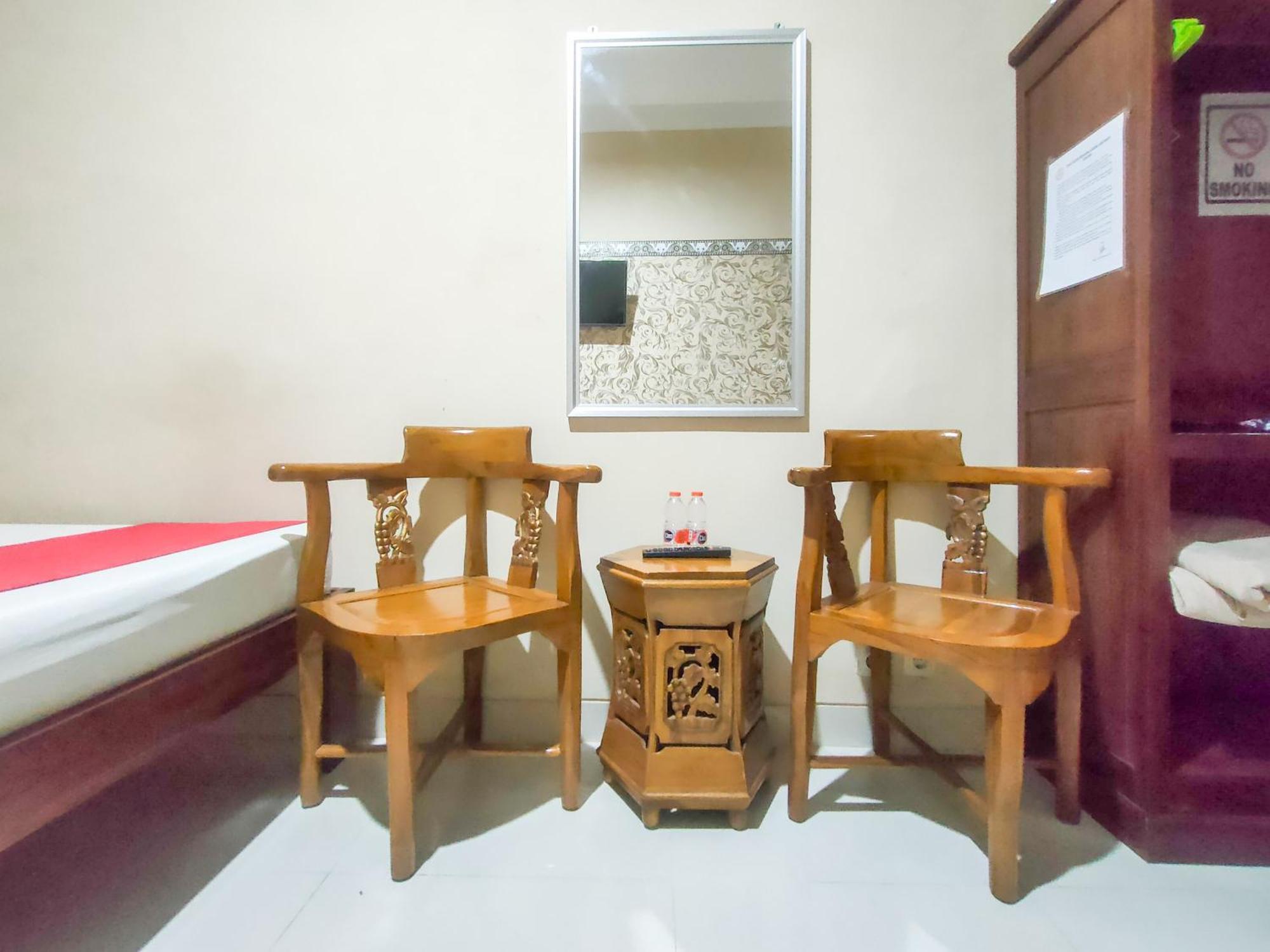 فندق Reddoorz Syariah At Graha Adi Karya Kartasura Kartosuro المظهر الخارجي الصورة