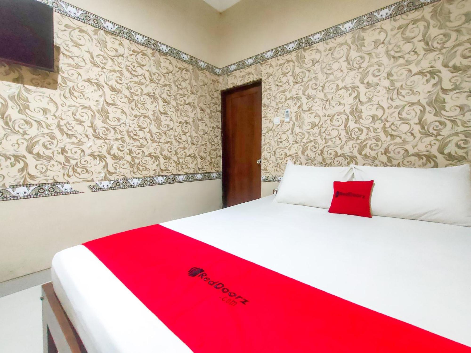 فندق Reddoorz Syariah At Graha Adi Karya Kartasura Kartosuro المظهر الخارجي الصورة