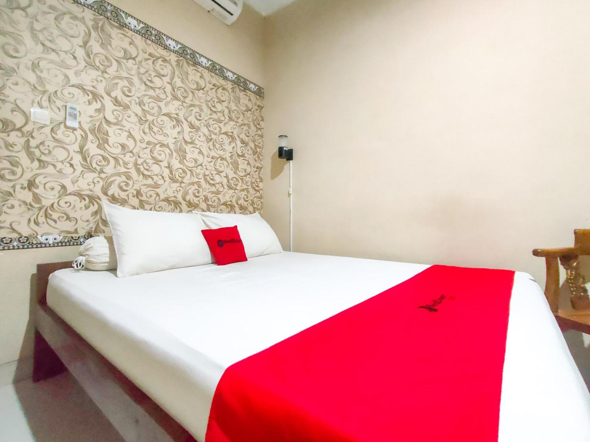 فندق Reddoorz Syariah At Graha Adi Karya Kartasura Kartosuro المظهر الخارجي الصورة