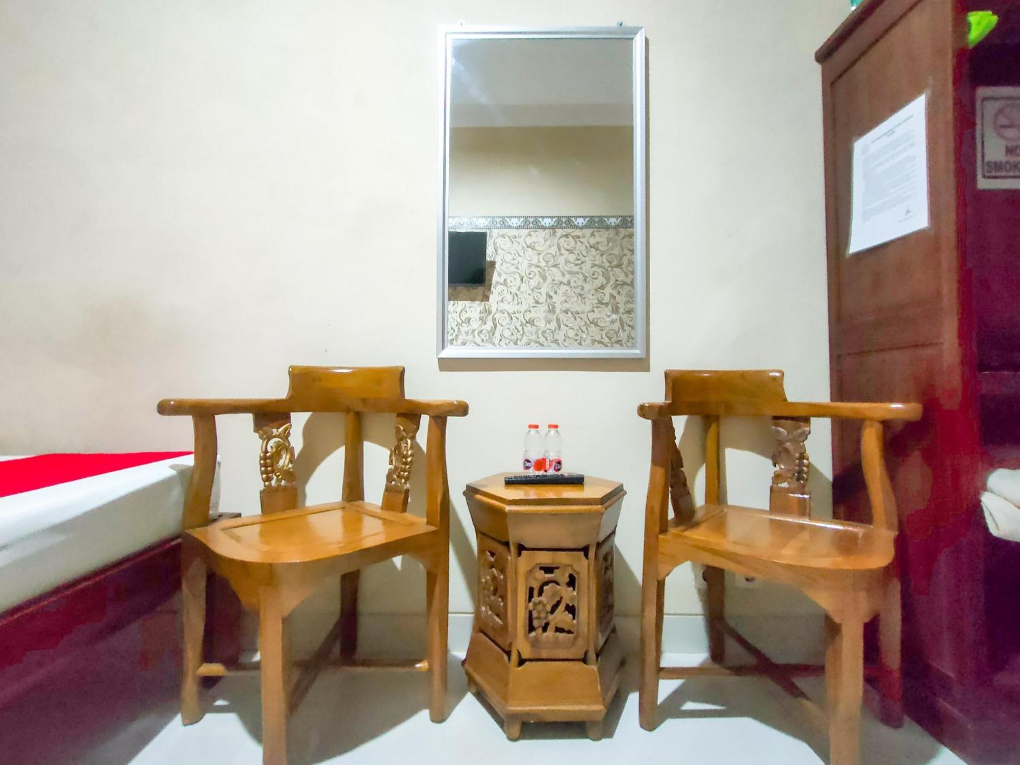 فندق Reddoorz Syariah At Graha Adi Karya Kartasura Kartosuro المظهر الخارجي الصورة