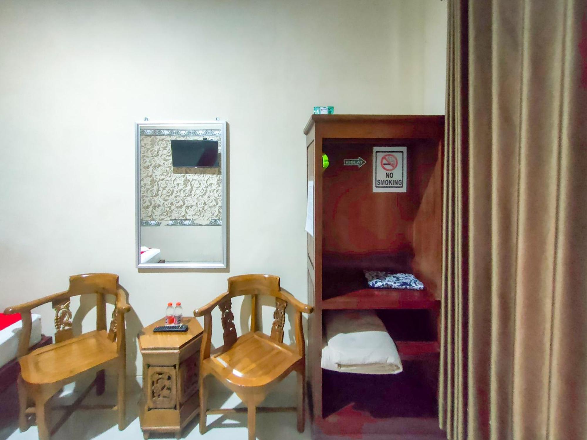 فندق Reddoorz Syariah At Graha Adi Karya Kartasura Kartosuro المظهر الخارجي الصورة