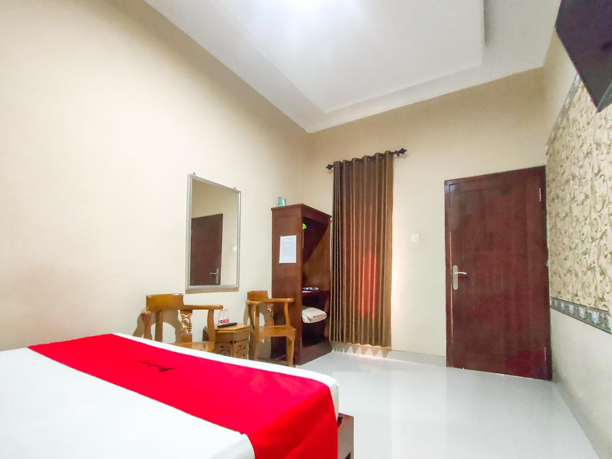 فندق Reddoorz Syariah At Graha Adi Karya Kartasura Kartosuro المظهر الخارجي الصورة