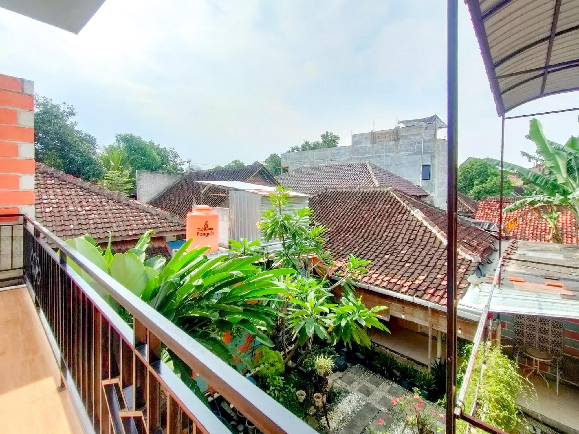 فندق Reddoorz Syariah At Graha Adi Karya Kartasura Kartosuro المظهر الخارجي الصورة